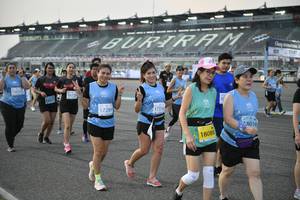 BIB: 53356, 52999, 53000
                            <button type="button" onclick="openModal(10466005)" class="btn btn-primary btn-sm float-right btn-popup" data-toggle="modal" data-target=".modal-high-quality">
                        <i class="fas fa-shopping-cart"></i> Add to Cart
                    </button>
                                            <button type="button" onclick="isThisMe(10466005, true)" class="btn btn-success btn-sm float-right btn-popup btn-isme hidden" data-toggle="tooltip" data-placement="bottom" title="นี่คือรูปของคุณใช่ไหม คลิกที่นี่เพื่อเอาเข้าอัลบั้ม">
                        <i class="fas fa-plus"></i> Add to album
                    </button>
                    <button type="button" onclick="isThisMe(10466005, false)" class="btn btn-warning btn-sm float-right btn-popup btn-isnotme hidden">
                        <i class="fas fa-ban"></i> Remove from album
                    </button>